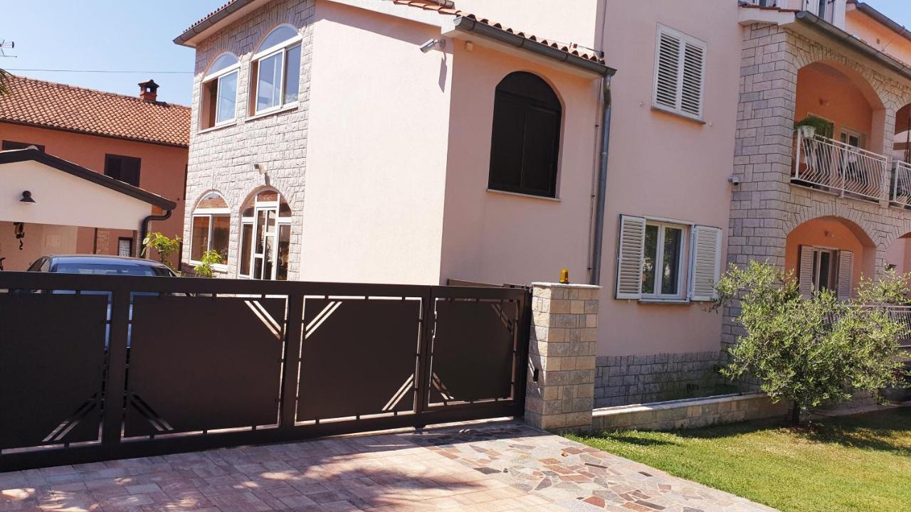 House Maric Apartman Poreč Kültér fotó